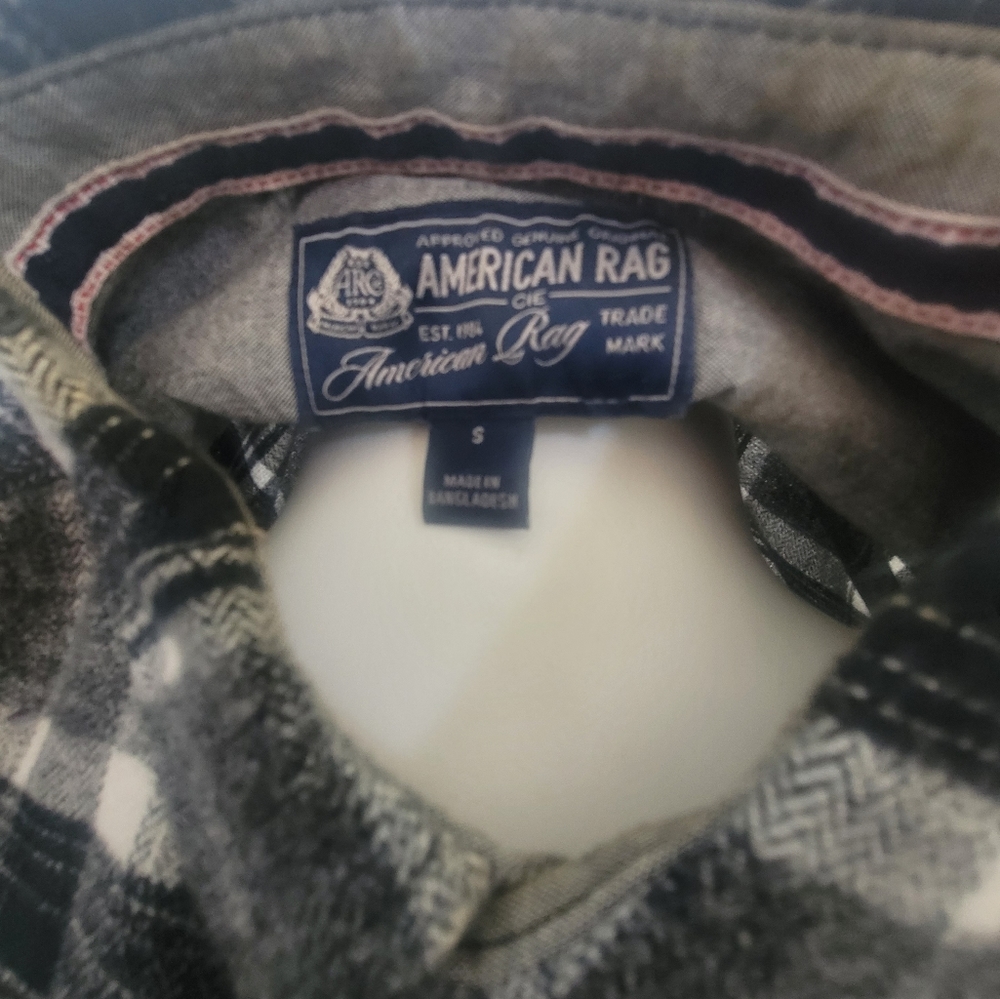 American Rag/Active Flannels 2/$20 Small - Picture 6 of 7